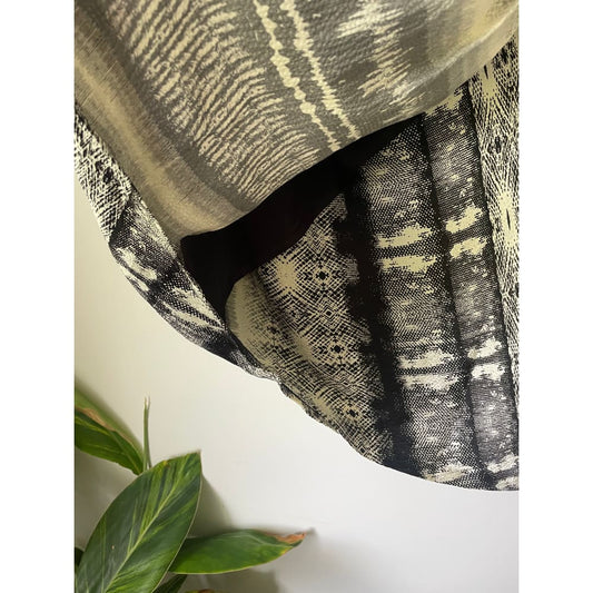 Country road size 14 100% silk skirt - skirts bottom - condition: used women’s apparel