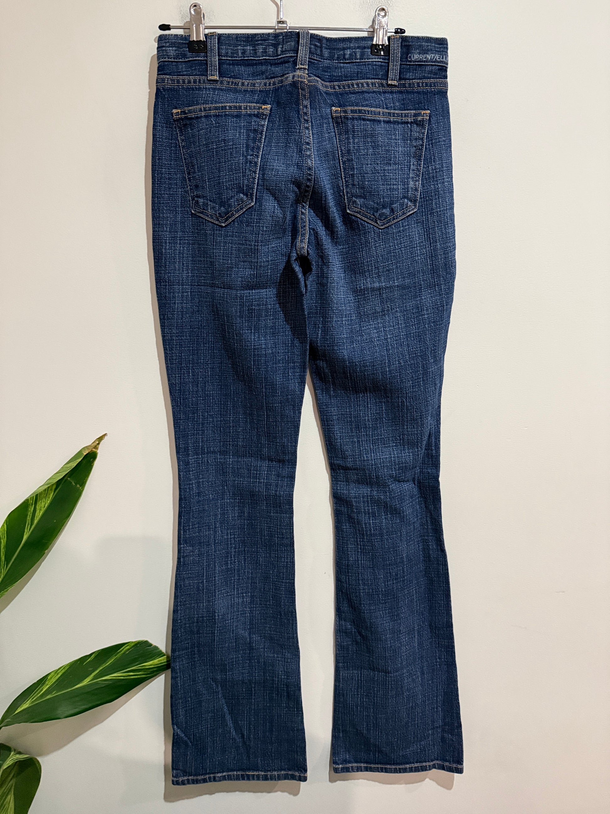Current/Elliott The Cowboy bootcut jeans size 26 back