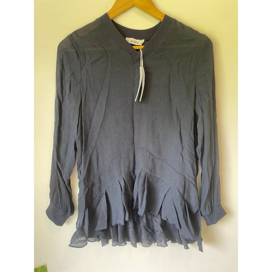 Et alia size xs/8 manhattan top - shirts blouse - clothing & fashion - designer clearance - top women’s apparel