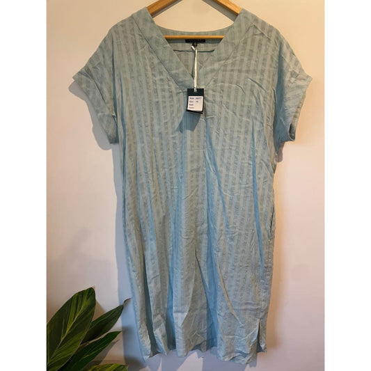 Zafina size 10 striped dress - dresses clothing & fashion - designer clearance - dresses women’s apparel