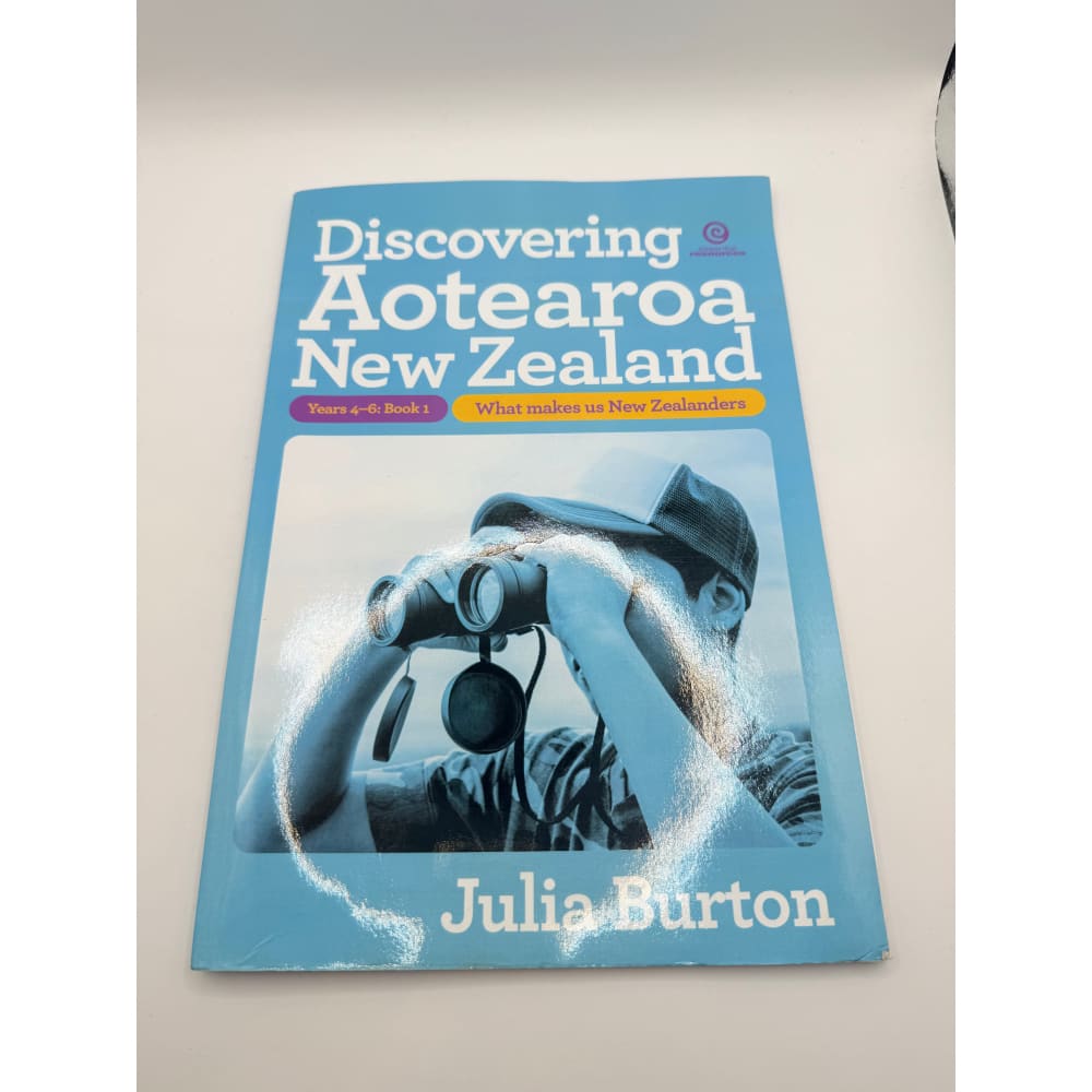 Discovering aotearoa new zealand - years 4-6: book 1 - print books printed media