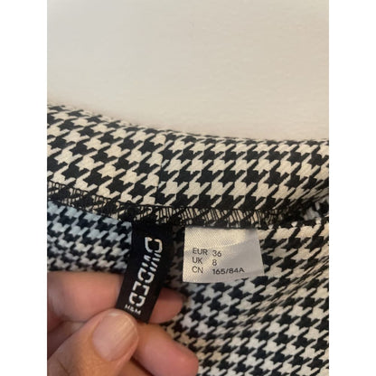 Divided size 8 houndstooth mini dress - dresses clothing & fashion - dresses women’s apparel