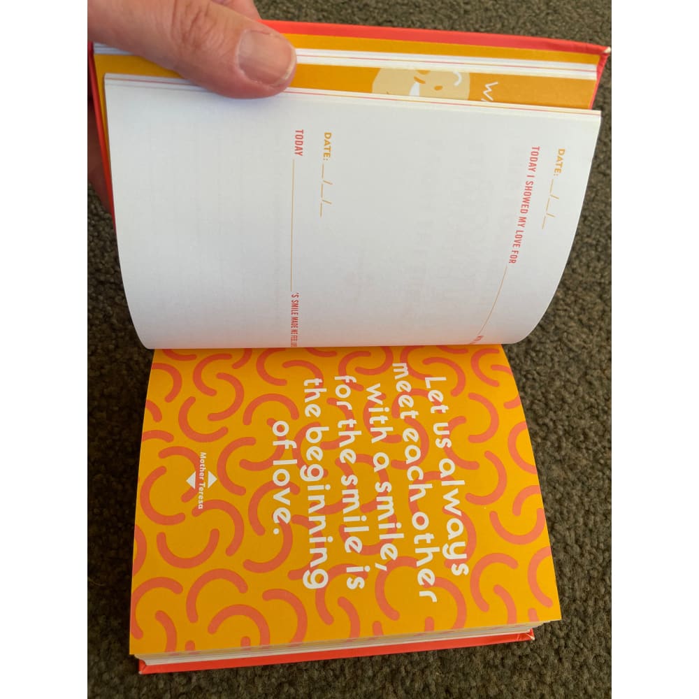 Do one thing every day to make you smile: a journal - journals printed media
