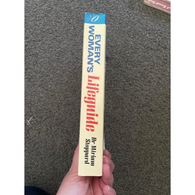Every woman’s lifeguide: how to maintain fitness health and happiness - print books book - condition: used - health