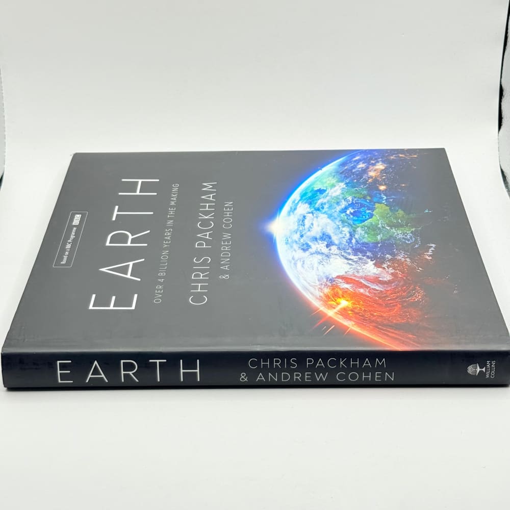 Earth: over 4 billion years in the making by chris packham & andrew cohen - print books what’s new printed media