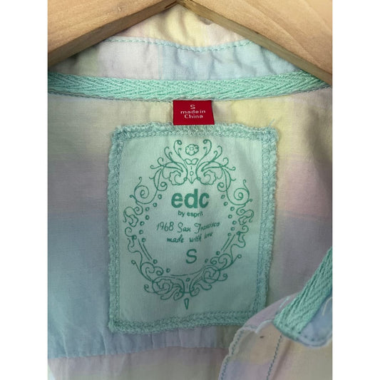 Edc size s (8) cotton sirt - shirts condition: used - top women’s apparel