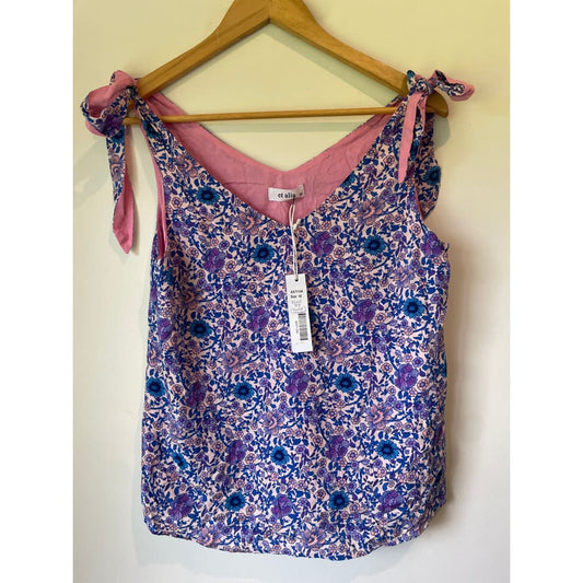 Et alia size xs ella top in floral meadow – brand new - blouses blouse - clothing & fashion - designer clearance - top