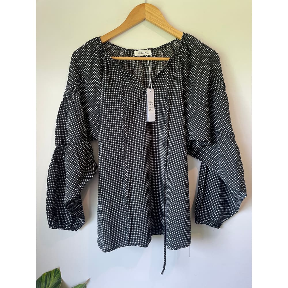 Et alia finn blouse – sage gingham brand new - black / xs - blouses blouse - clothing & fashion - designer clearance