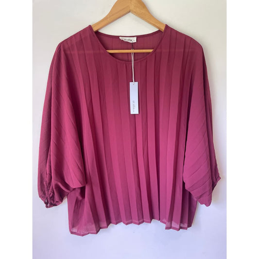 Et alia pleated top – size s/10 - blouses blouse - clothing & fashion - designer clearance - top women’s apparel