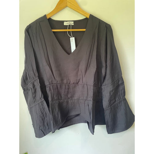 Et alia ward top - brand new xxs to large sizes nz - xxs / black - blouses blouse - clothing & fashion - designer