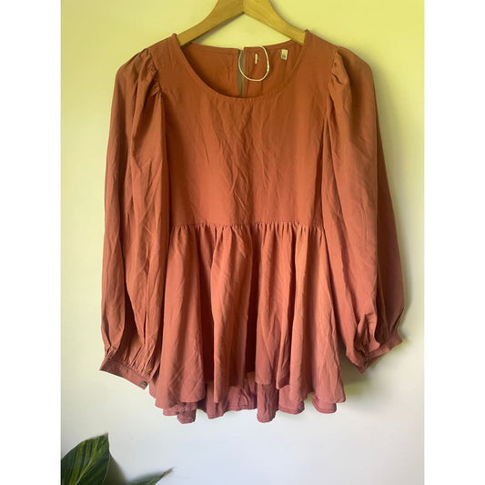 Brand new floaty top – size s/m (cut label) - blouses blouse - bnew label cut branded clothing - clothing & fashion