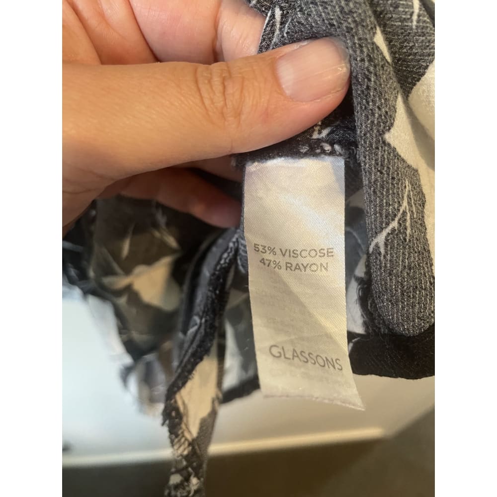 Glassons size 6 viscose / rayon playsuit - one-pieces clothing & fashion - condition: used - full body - playsuit