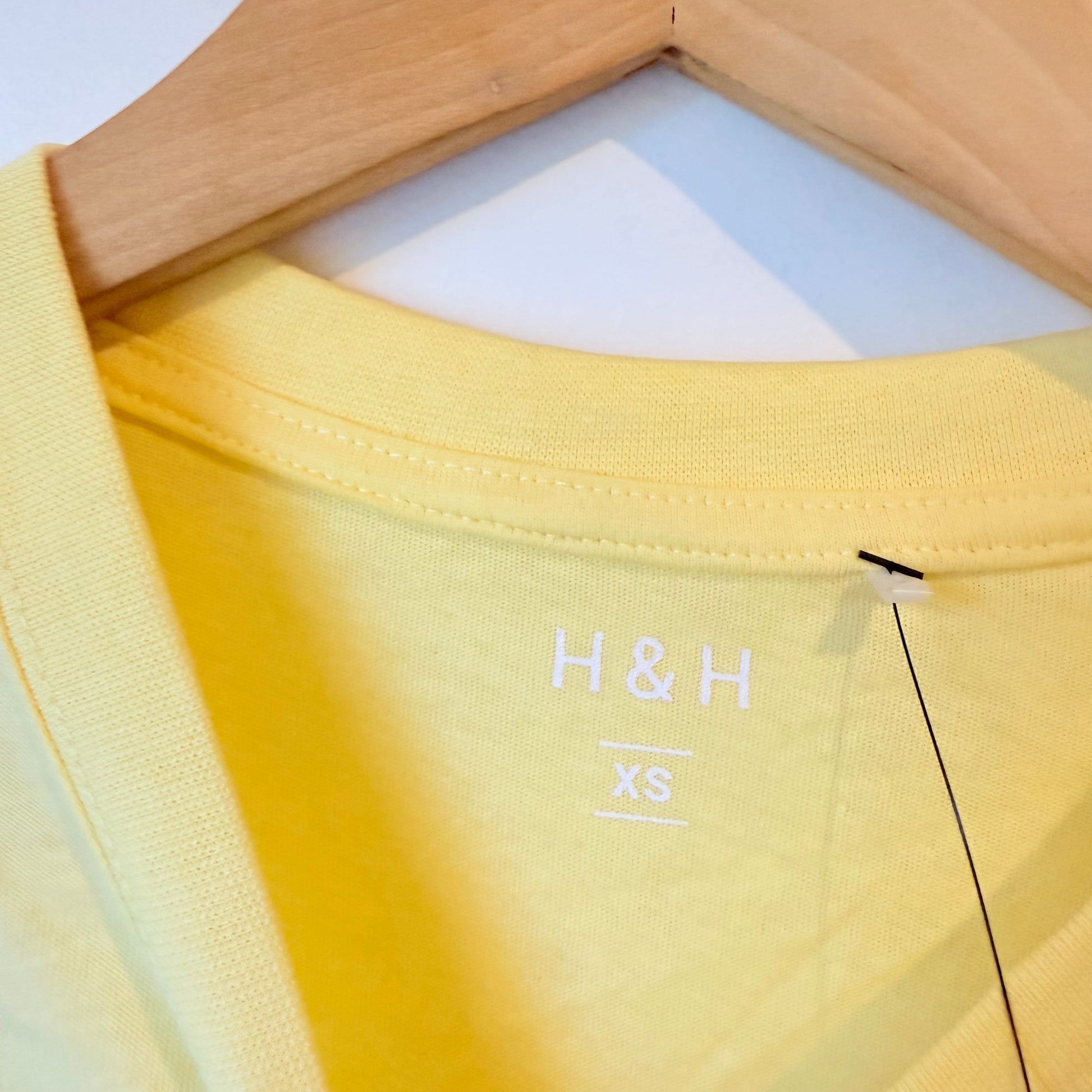 H&h size xs men’s classic crew neck t-shirt - yellow - t-shirts tops men’s apparel