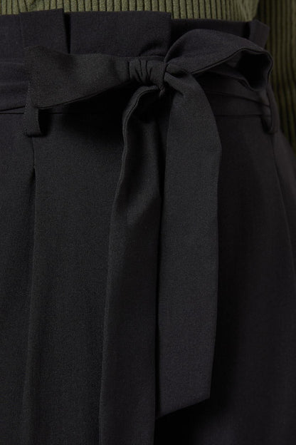 Princess Highway Hailey High Waisted Pleat Pants – Black – Size 14