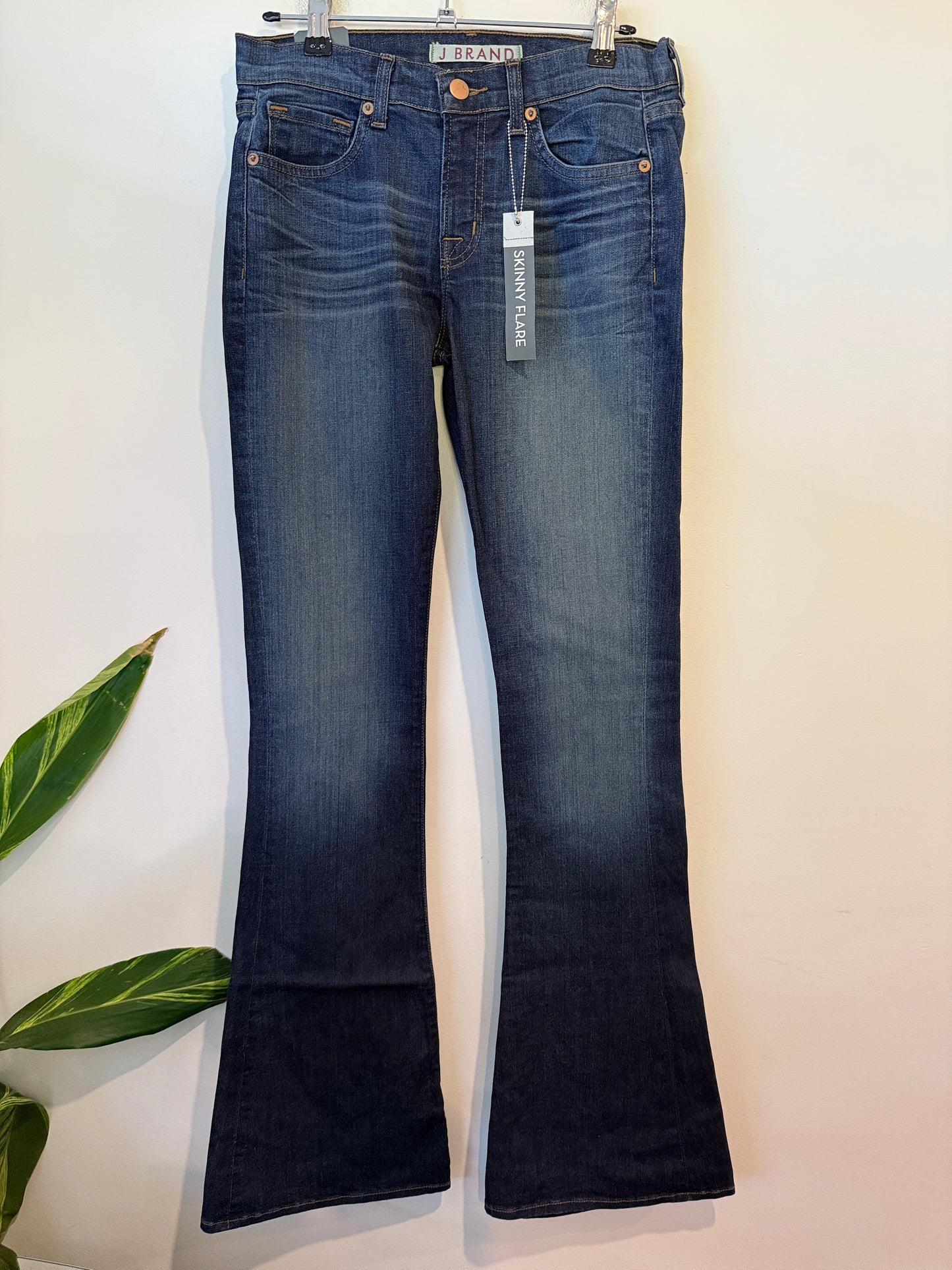 J Brand Martini Skinny Flare jeans size 26 front view