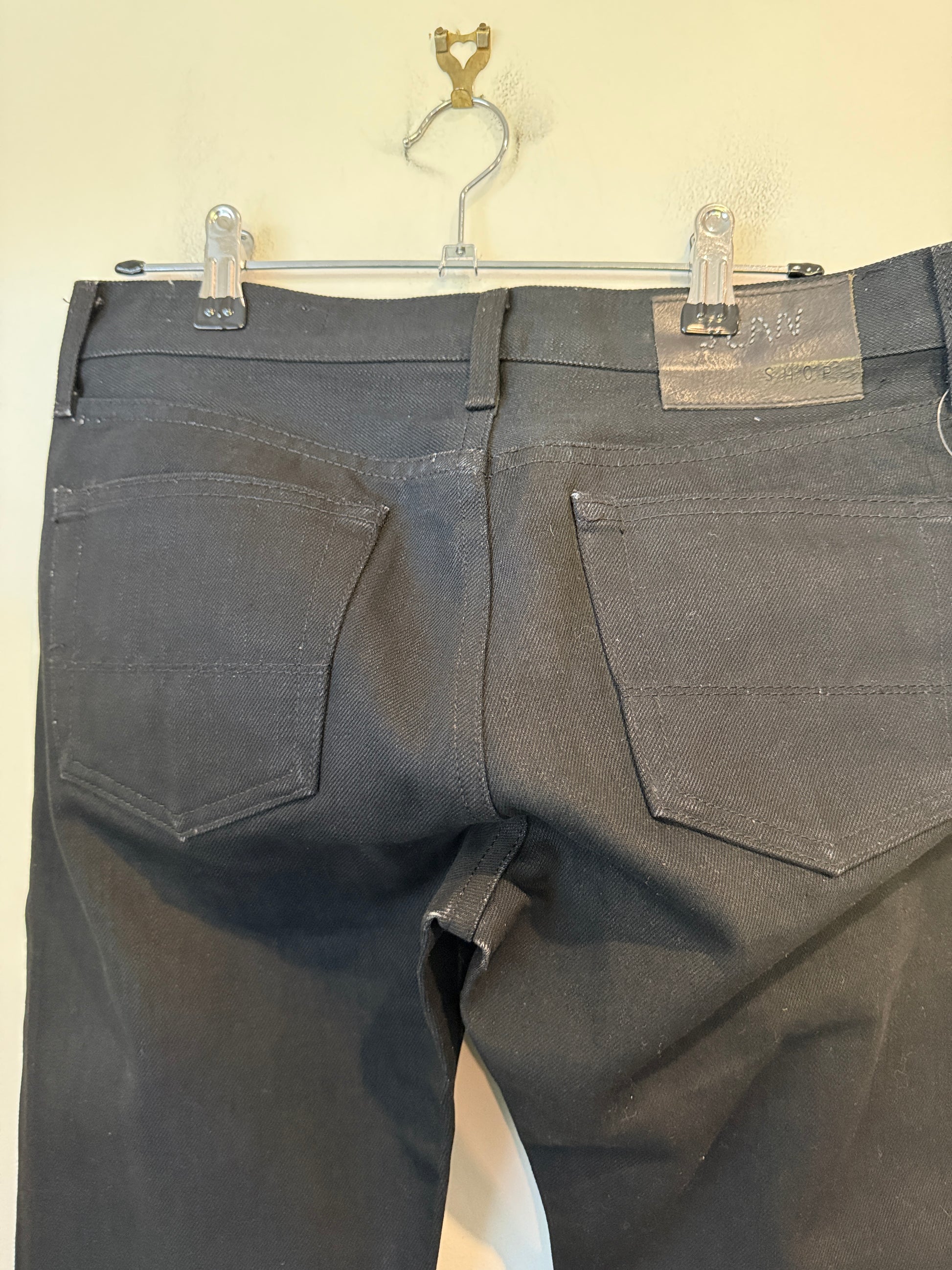 Jean Shop black jeans size 28 rear pocket detail