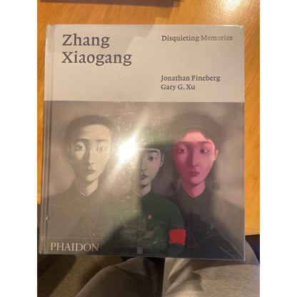 Zhang xiaogang: disquieting memories - print books art - book printed media