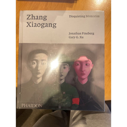 Zhang xiaogang: disquieting memories - print books art - book printed media