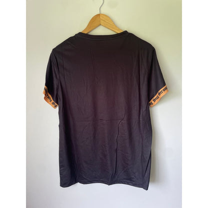 Shein size s ’k’ graphic tee with contrasting stripe and sleeve detail - clothing tops clothing & fashion - men - tee