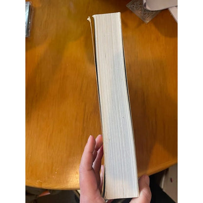 Australia and new zealand complete book of gardening - print books book - clothing & fashion - condition: used