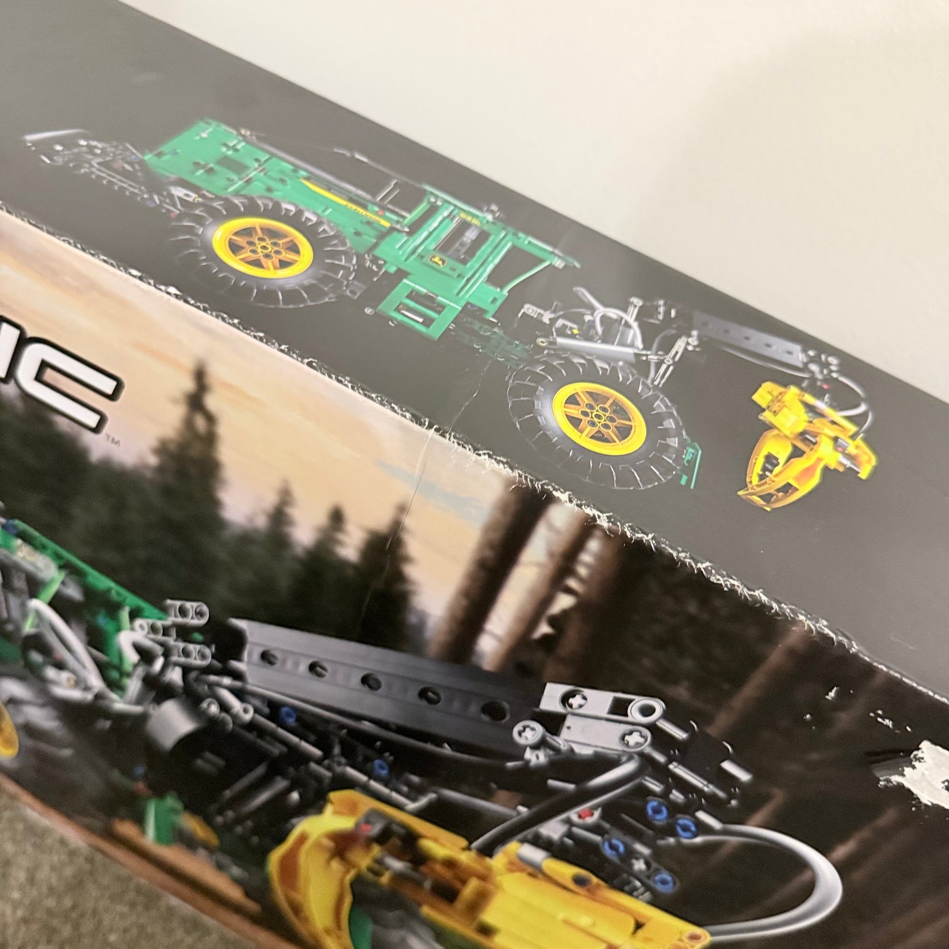 Lego 42157 technic john deere 948l-ii skidder – 1492 pieces for ages 11 + - construction set toys toys