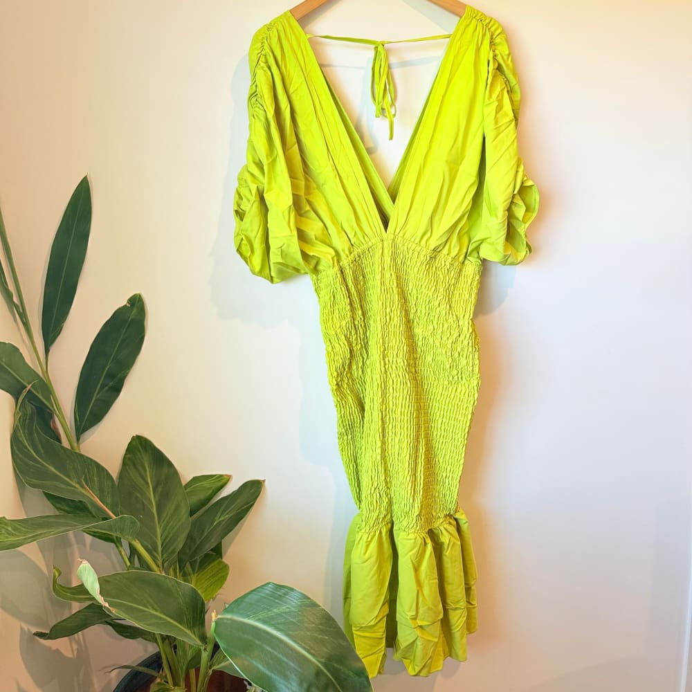 Lime green shirred bodice ruffle midi dress 3xl - dresses top women’s apparel