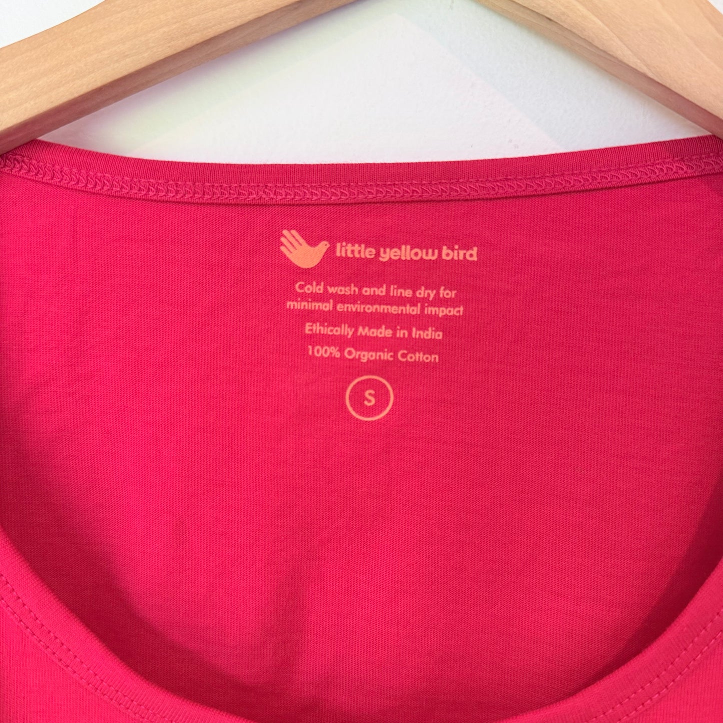 little yellow bird Organic Cotton T-Shirt - Red - Size S