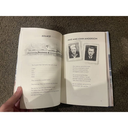 On the horizon: world war ii reflections - lois lowry - print books book - condition: used - history - memoir printed