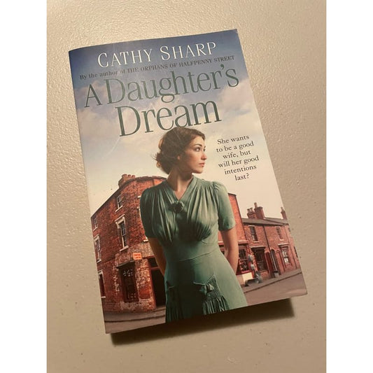 A daughter’s dream - cathy sharp - print books book - condition: used - fiction - fiction book - romance printed media