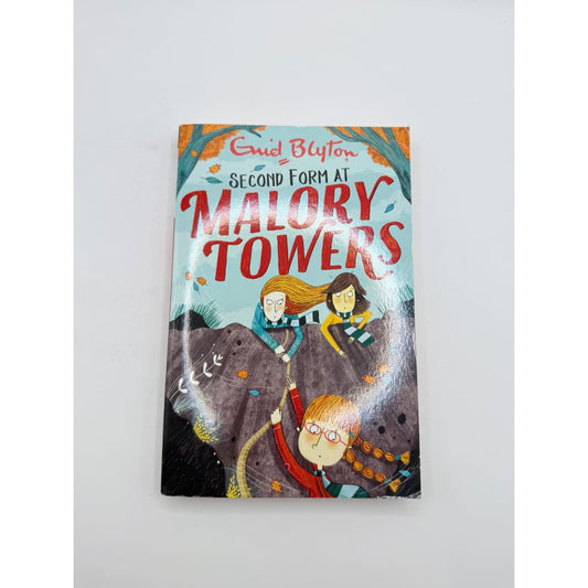 Second form at malory towers by enid blyton - print books printed media