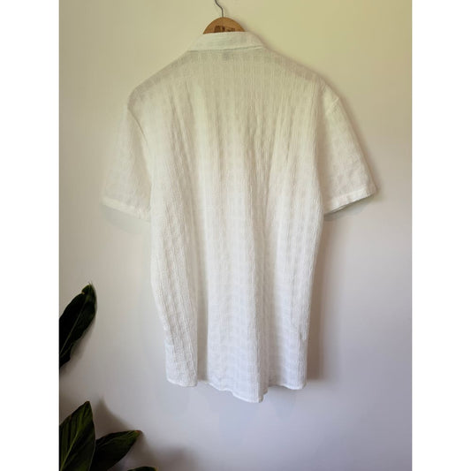 Manfinity size l white textured short sleeve shirt - shirts tops men’s apparel