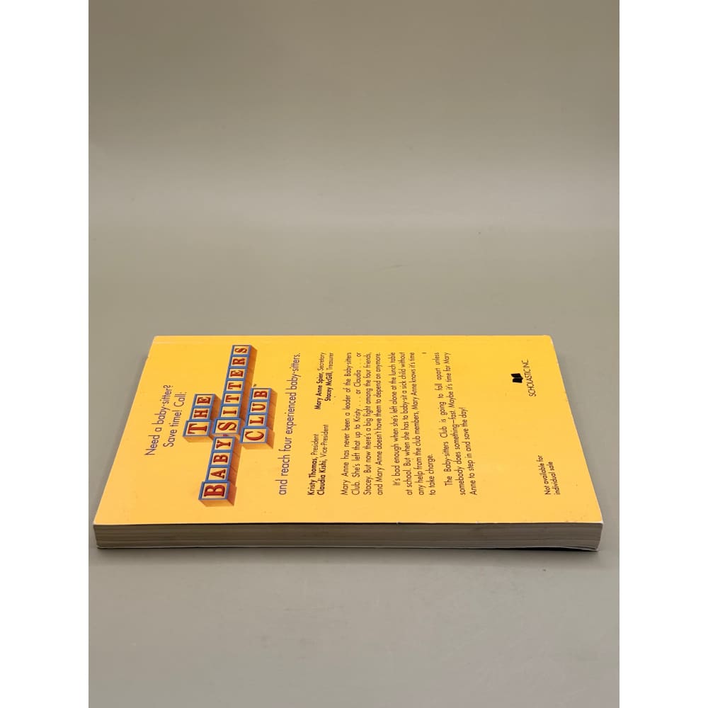Mary anne saves the day (the baby-sitters club #4) by ann m. Martin - print books printed media