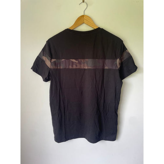 Shein size s classic black tee with camouflage accent stripe - clothing tops clothing & fashion - men - tee - tops