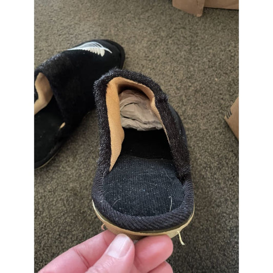 Men’s silver fern slippers – 28cm / size 42 (fits nz 9–10) - brandnew - slippers clothing & fashion - footwear - men