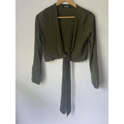 Bnwt missguided size 6 tie front top - clothing tops blouse - clothing & fashion - crop top - top women’s apparel