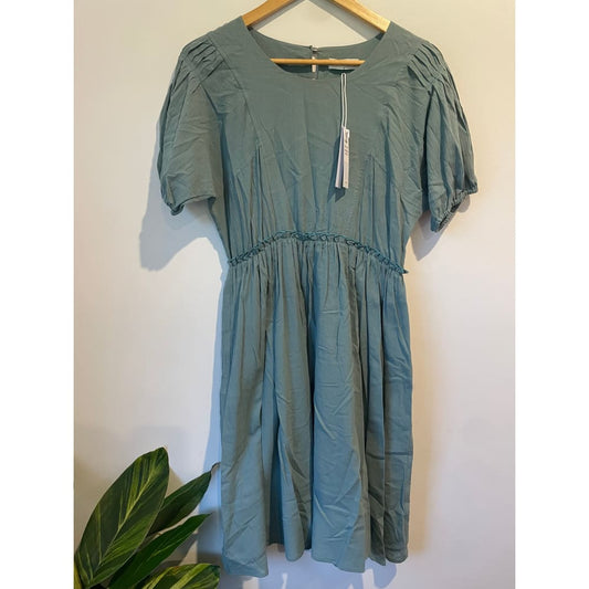 Et alia size xs/8 sage green jameson dress - blouses clothing & fashion - designer clearance - dresses - top women’s