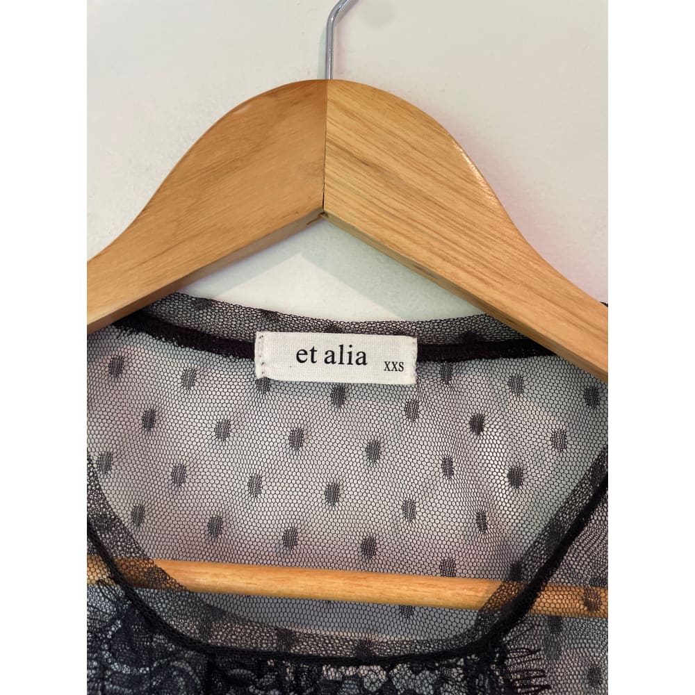 Et alia size xxs/6 lace top - clothing tops blouse - clothing & fashion - designer clearance - top women’s apparel
