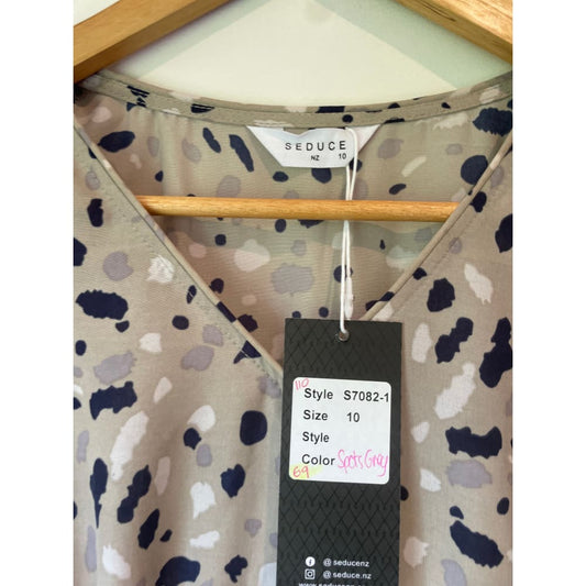 Seduce nz size 10 spots dress - dresses clothing & fashion - designer clearance - dresses - top women’s apparel