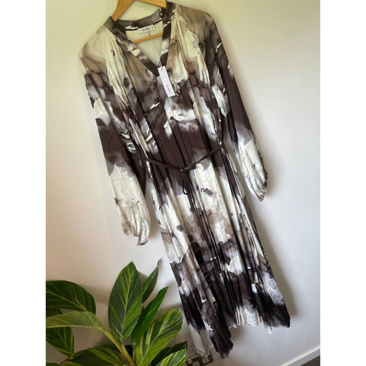 Et alia size xs long sleeve dress - dresses clothing & fashion - designer clearance - dresses women’s apparel