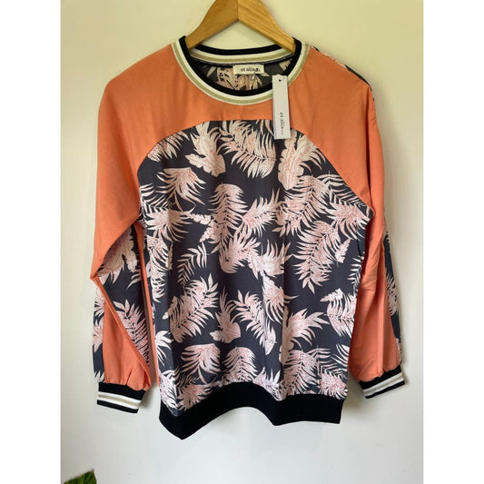 Et alia size xs rylee top - sweatshirts clothing & fashion - designer clearance - sweatshirt - top women’s apparel