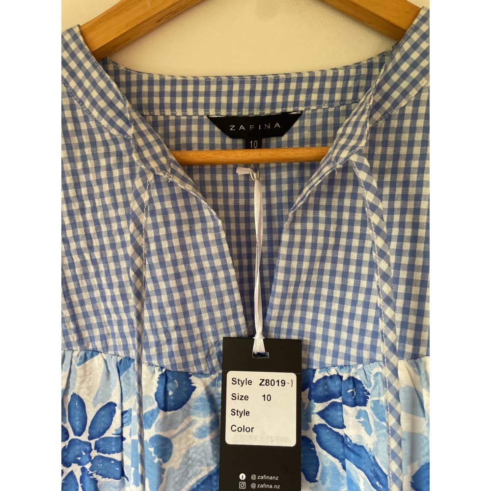 Zafina size 10 floral top - clothing tops blouse - clothing & fashion - designer clearance - top women’s apparel