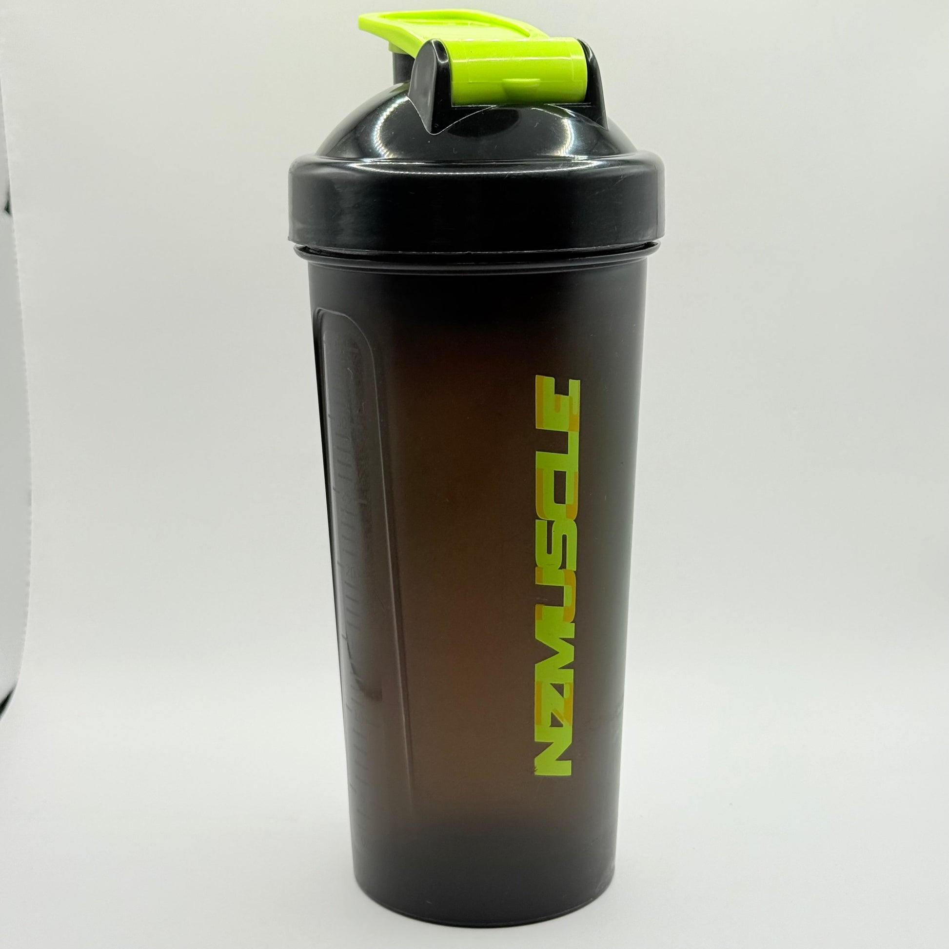 Nzmuscle protein shaker bottle - 1 litre black/neon green - shakers home&living materials