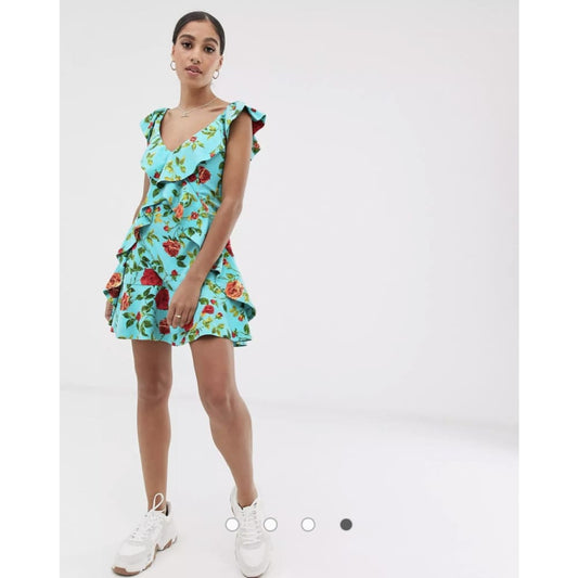 Bnwt size m signature 8 rose print ruffle mini dress - dresses clothing & fashion - dresses women’s apparel