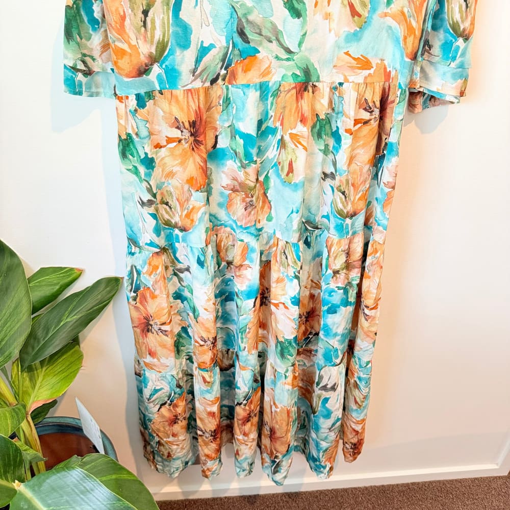 Ruby size 10 100% silk dress - dresses