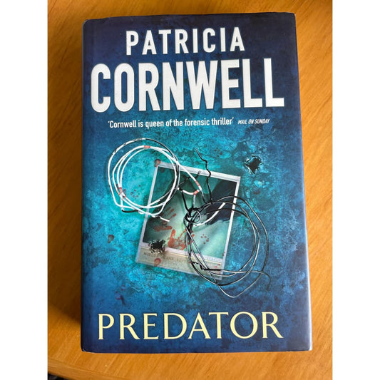 Predator by patricia cornwell - books condition: used printed media