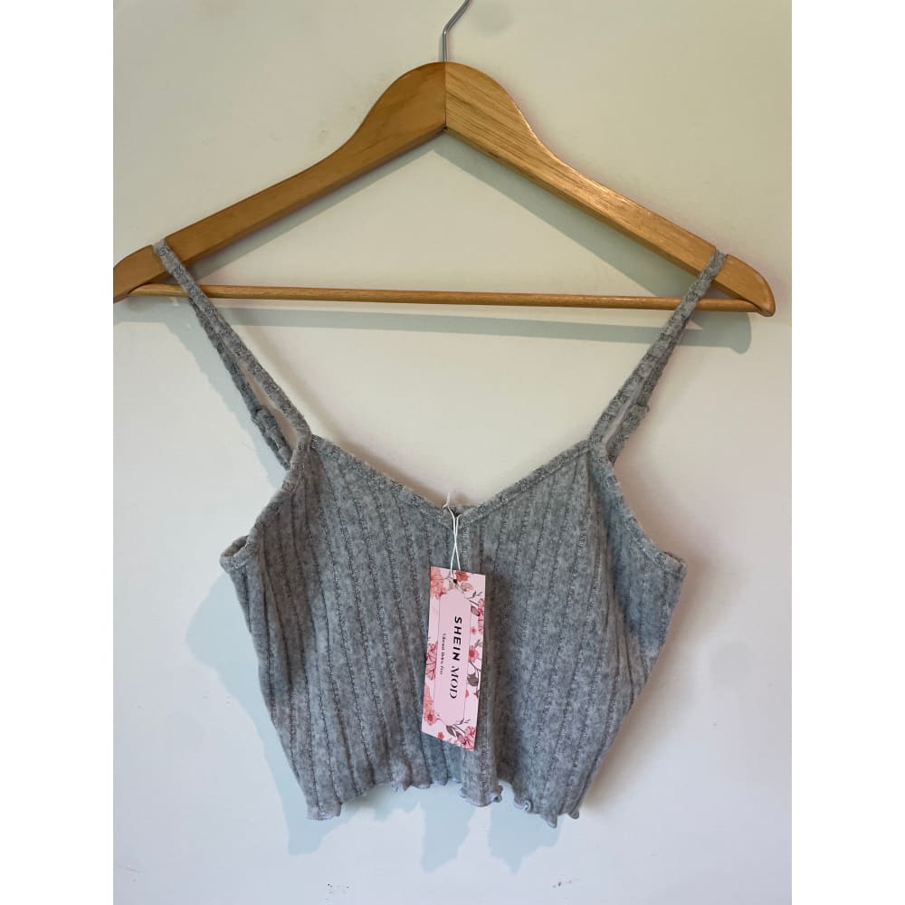 Shein mod crop top - small/8 - clothing tops clothing & fashion - crop top - top women’s apparel