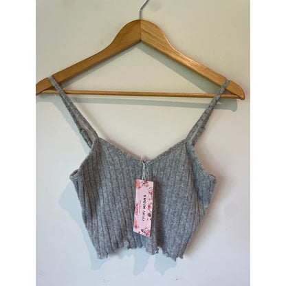 Shein mod crop top - small/8 - clothing tops clothing & fashion - crop top - top women’s apparel