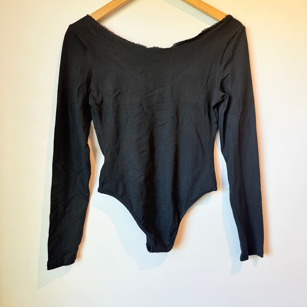 Shein size s black long sleeve lace trim bodysuit - bodysuits top women’s apparel