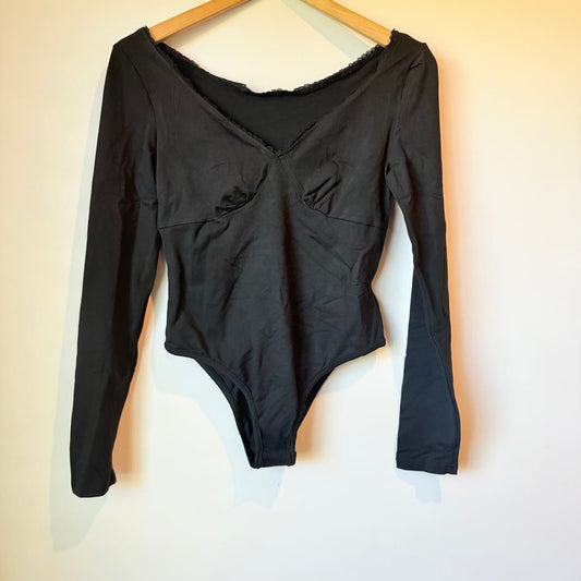 Shein size s black long sleeve lace trim bodysuit - bodysuits top women’s apparel