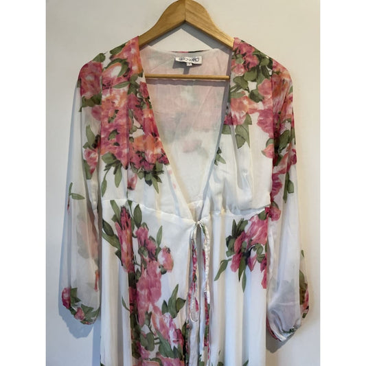 Showpo size 8 tie front floral cardi / cover up - cover ups cardigan - condition: used women’s apparel